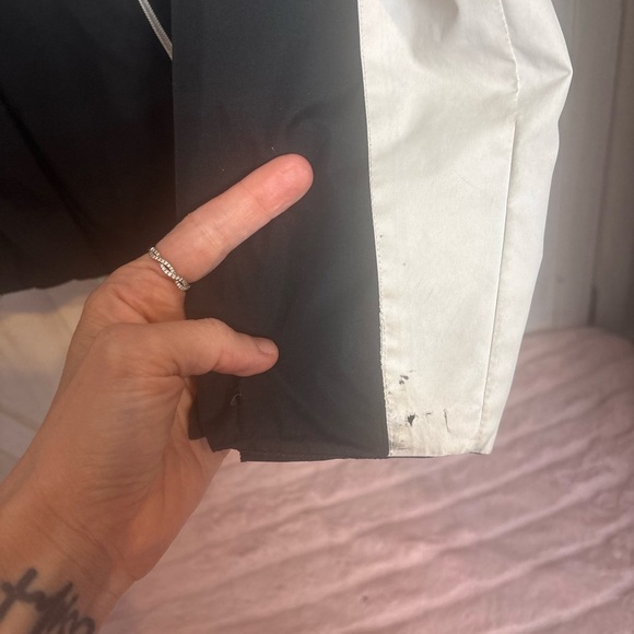 Hawke & Co Women's Black, White, and Red Ski Jacket - Picture 5 of 6